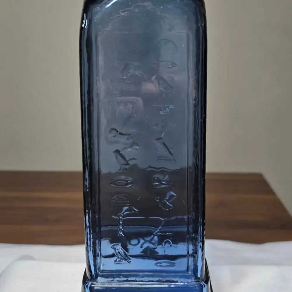 Vintage 1990 Luxor Hotel Casino Las Vegas Blue Glass Hieroglyphics Souvenir Vase